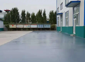 阿拉善彩色路面喷涂翻新的材料对冬季